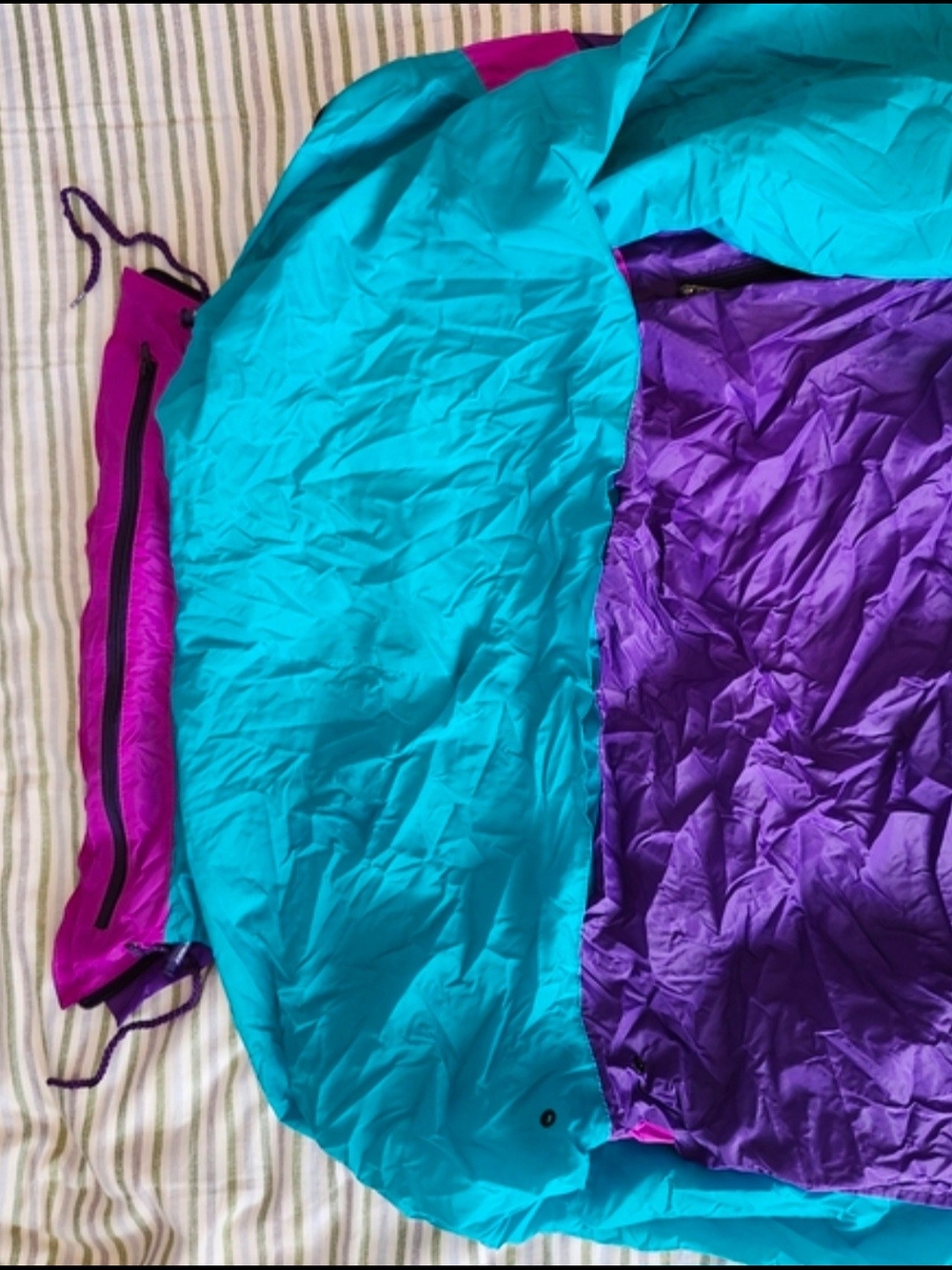 Vintage 1980s K-Way Windbreaker - Picture 2 of 8